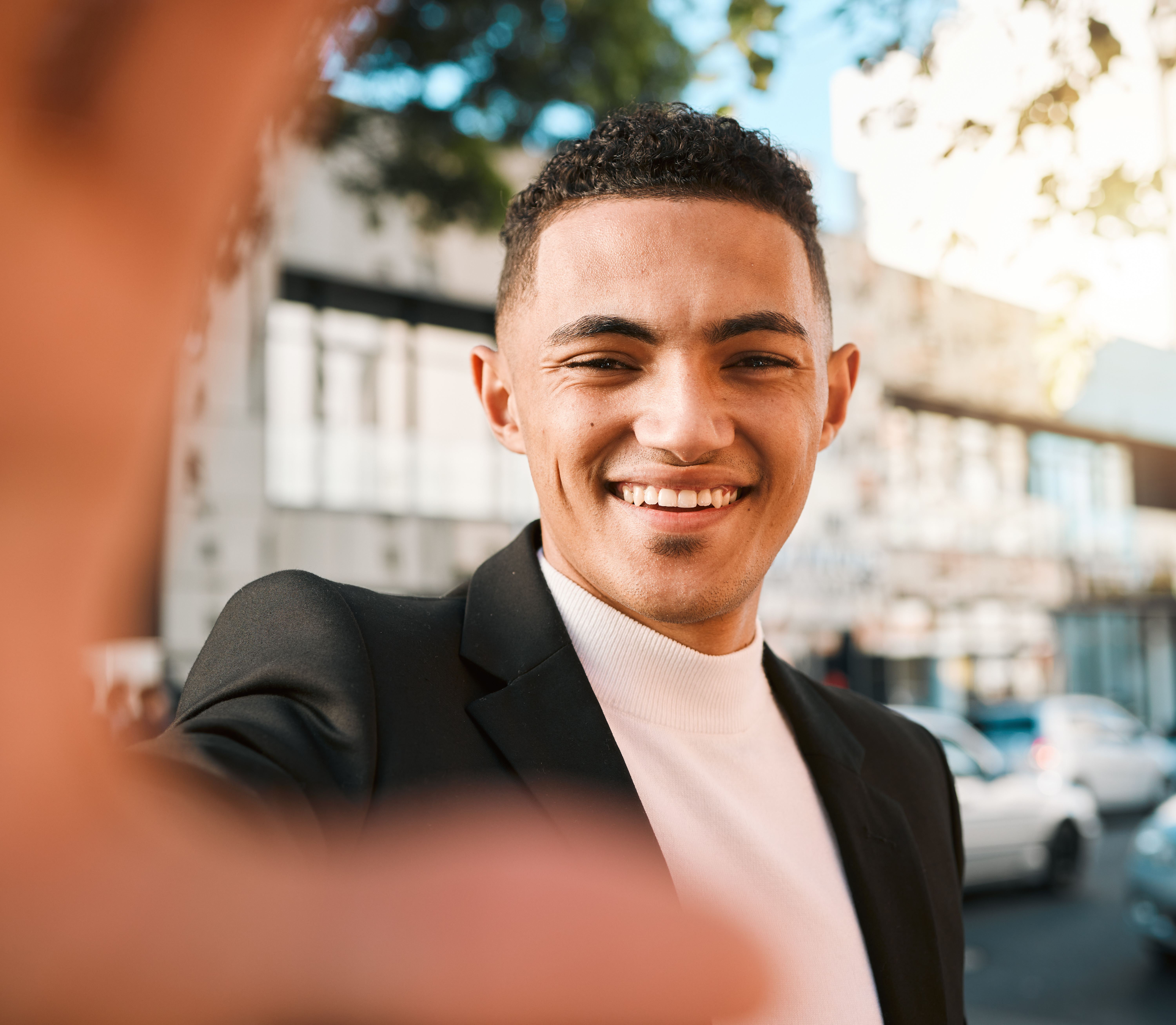 Foto de Marcelo Santos, cliente satisfeito com consórcio Porto Seguro